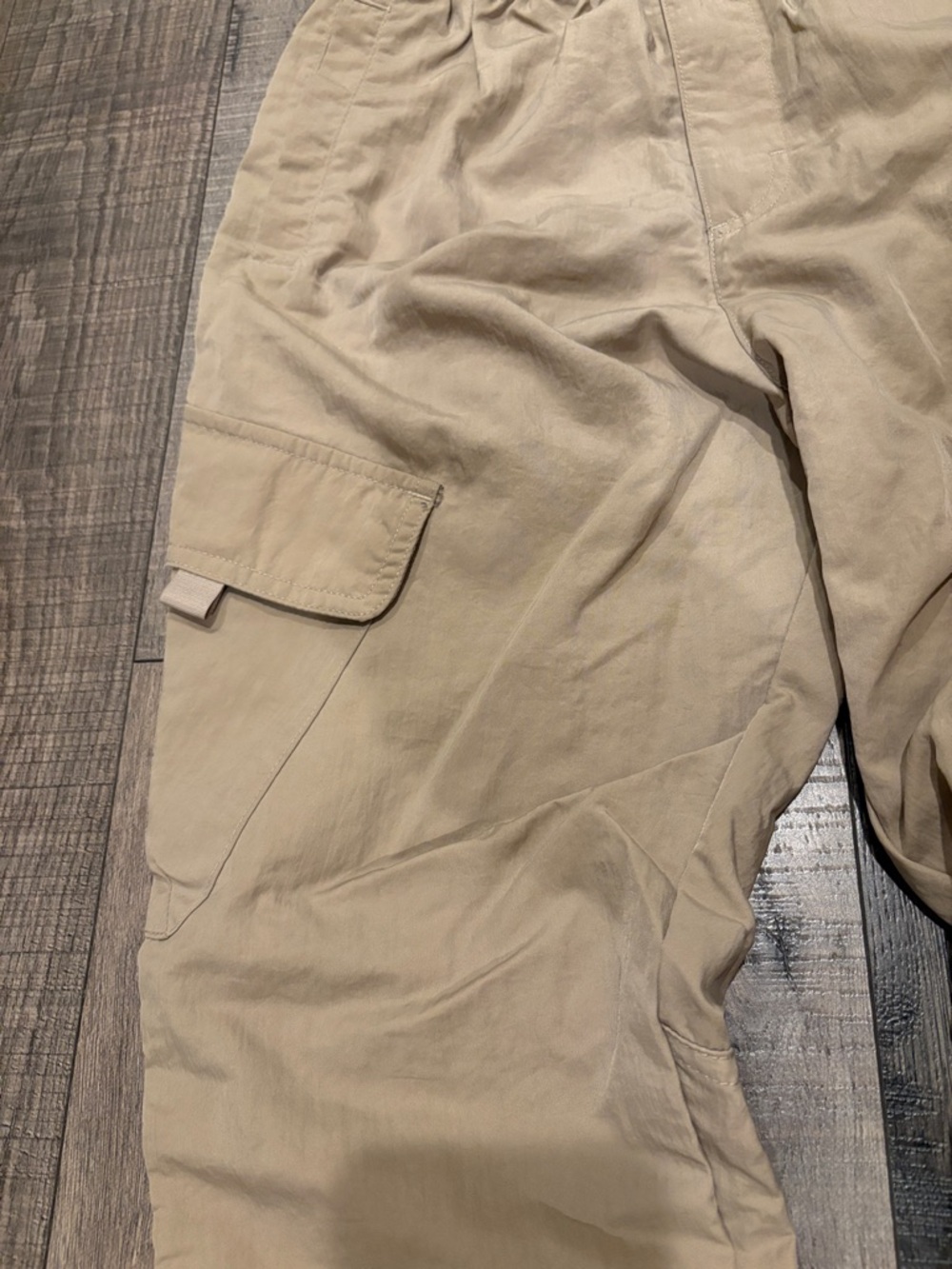 Nike Tan Cargo Pants with White Swoosh - Picture 4 of 8